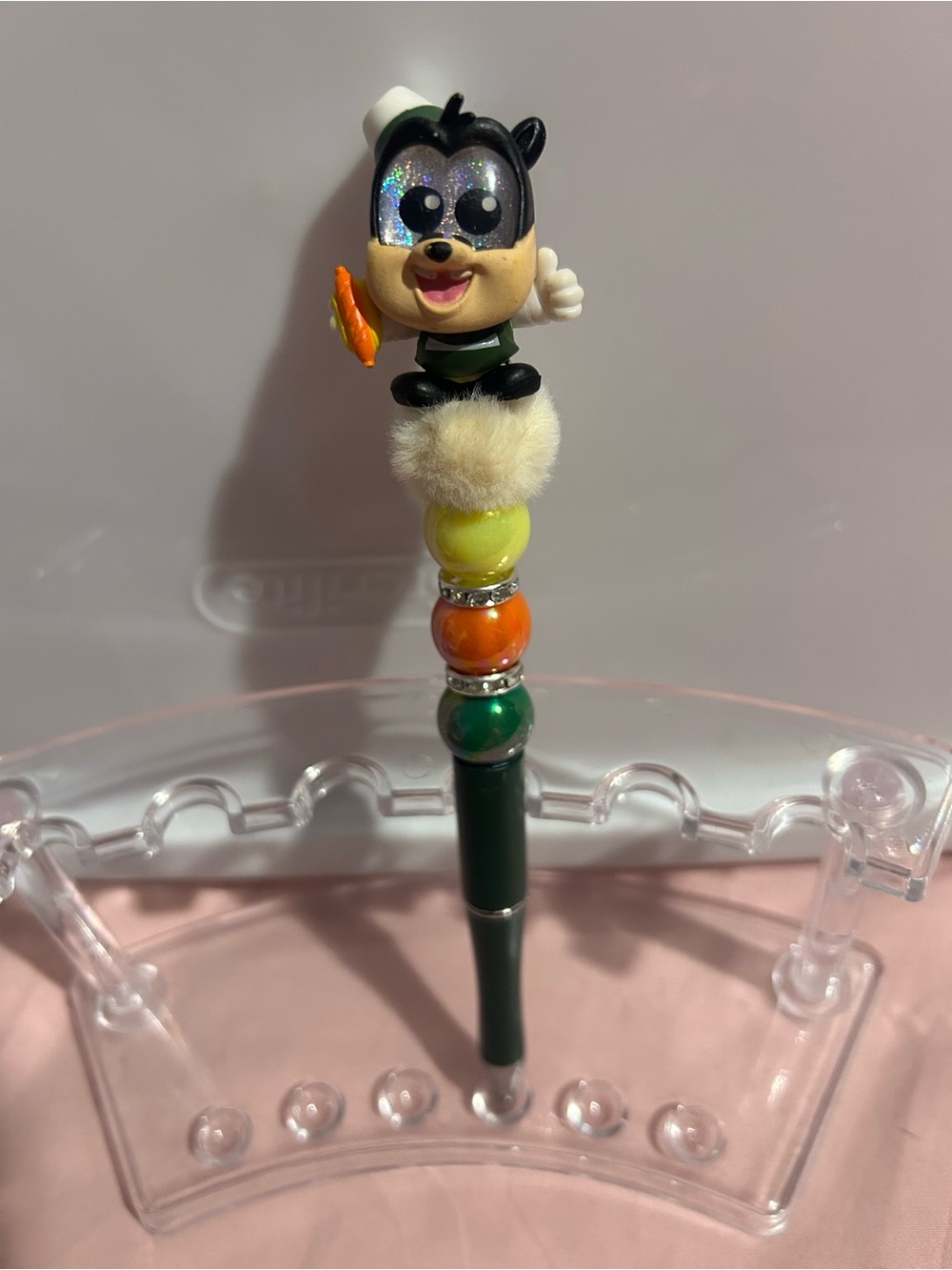 Disney Doorable Pete beaded pen